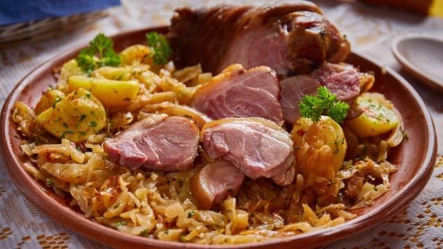 Buncek s kiselim kupusom