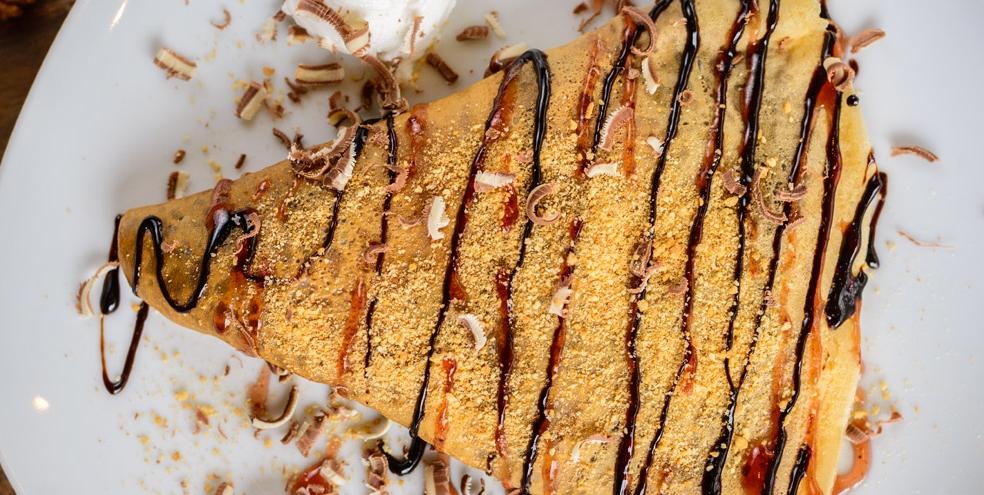 Palačinke sa sladoledom, choco duo namazom i oreo keksima