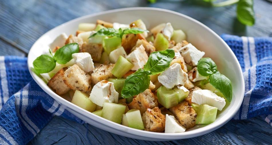 Osvježavajuća salata sa dinjom