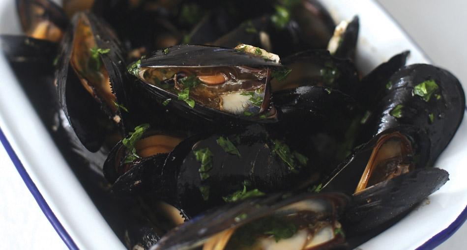 Dagnje na gradele by Uvijek gladna